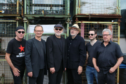 Rooster Comb Bluesband – The Saviours of Blues